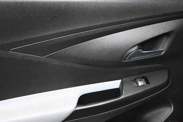 Used 2024 Black Buick Preferred image 9