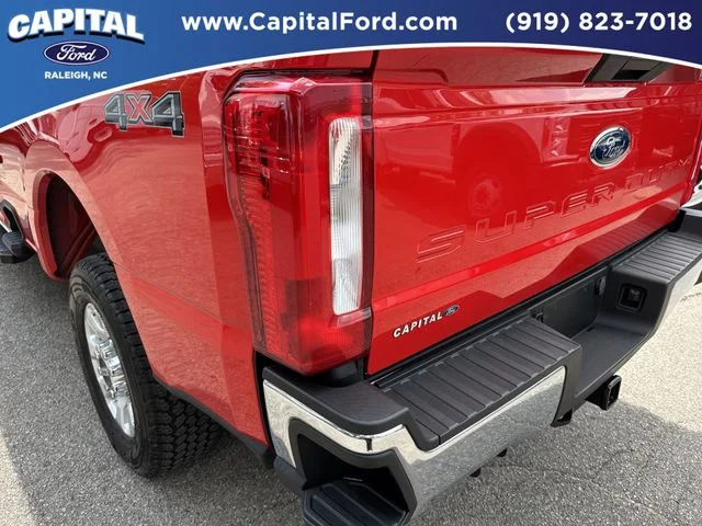 Used 2024 Red Ford XLT image 15