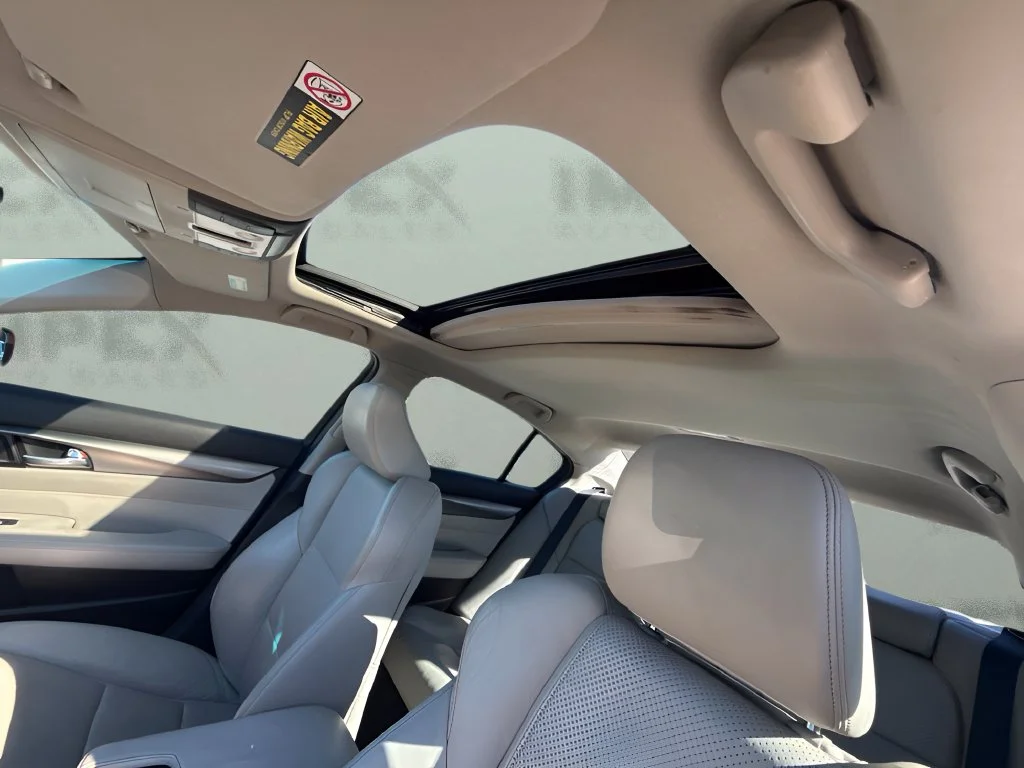 Used 2012  Acura SH-AWD image 10