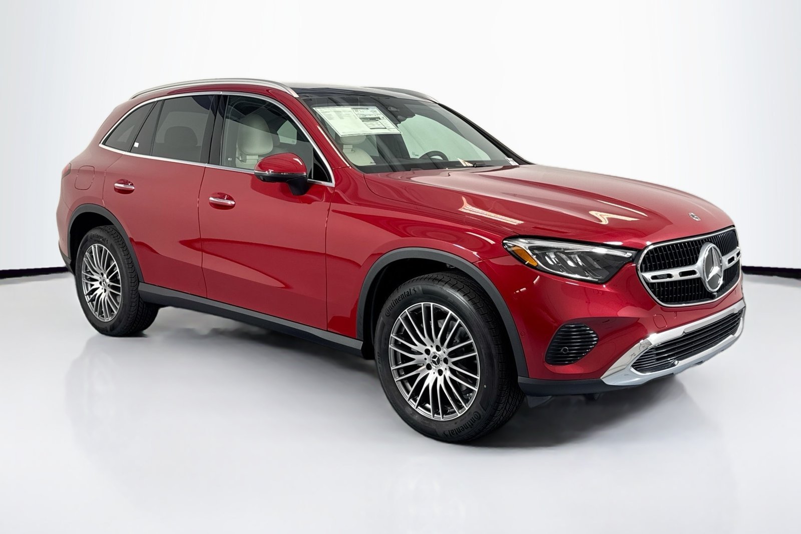 New 2026 MANUFAKTUR Patagonia Red Metallic Mercedes-Benz GLC 300 image 3