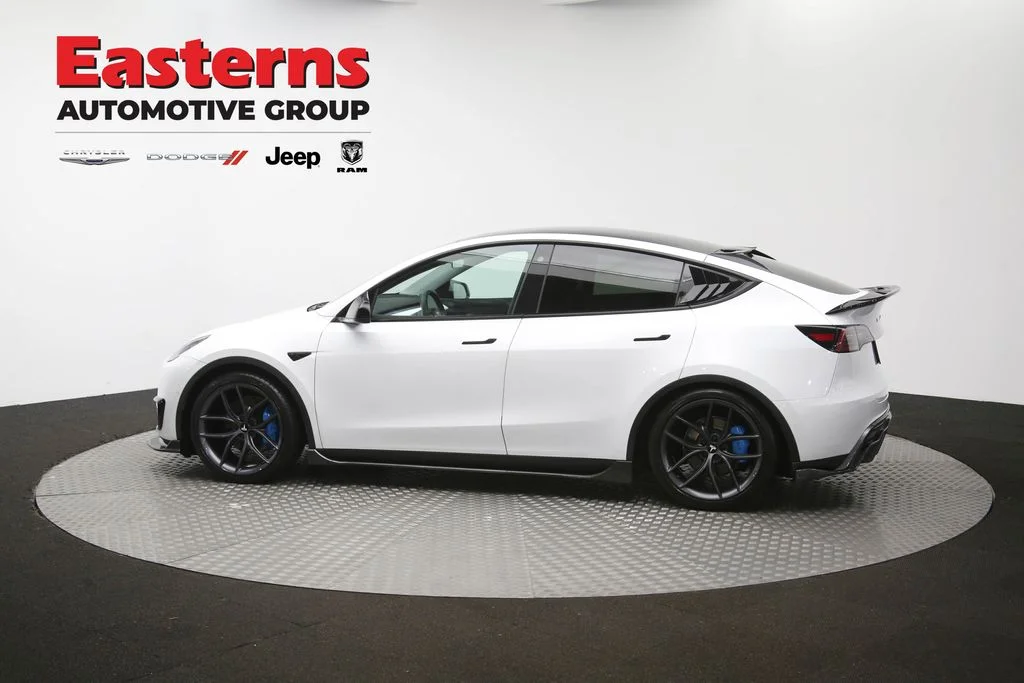 Used 2022  Tesla Performance image 57