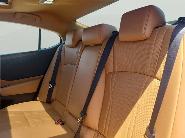 Used 2024 Red Lexus ES 350 Luxury image 7