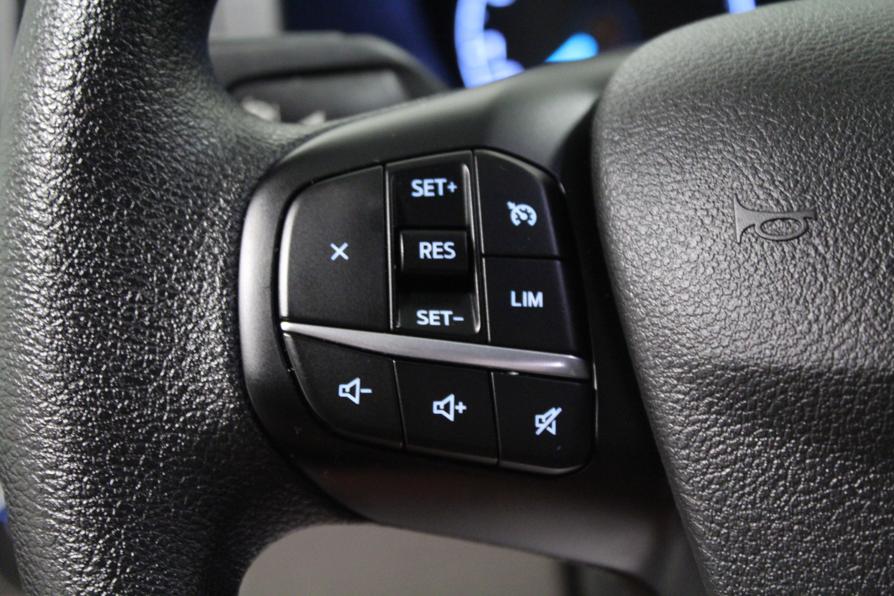 2024 Ford Transit Passenger Van XL - Photo 19