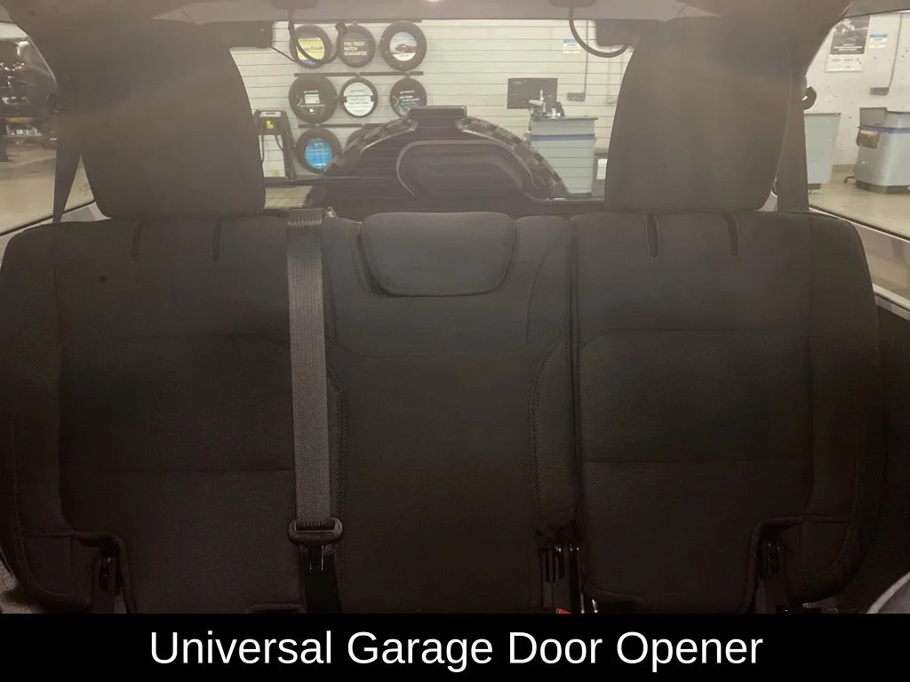 Used 2020 White Jeep Unlimited Sport S image 12