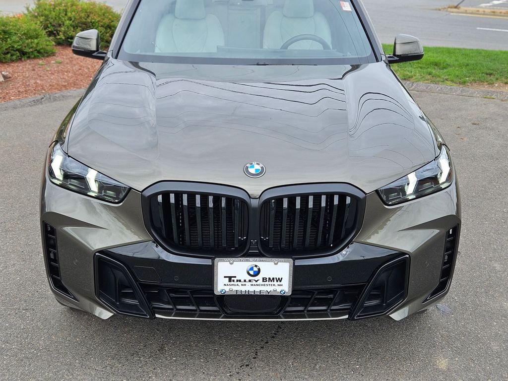 Used 2026 Manhattan Green Metallic BMW xDrive40i image 8