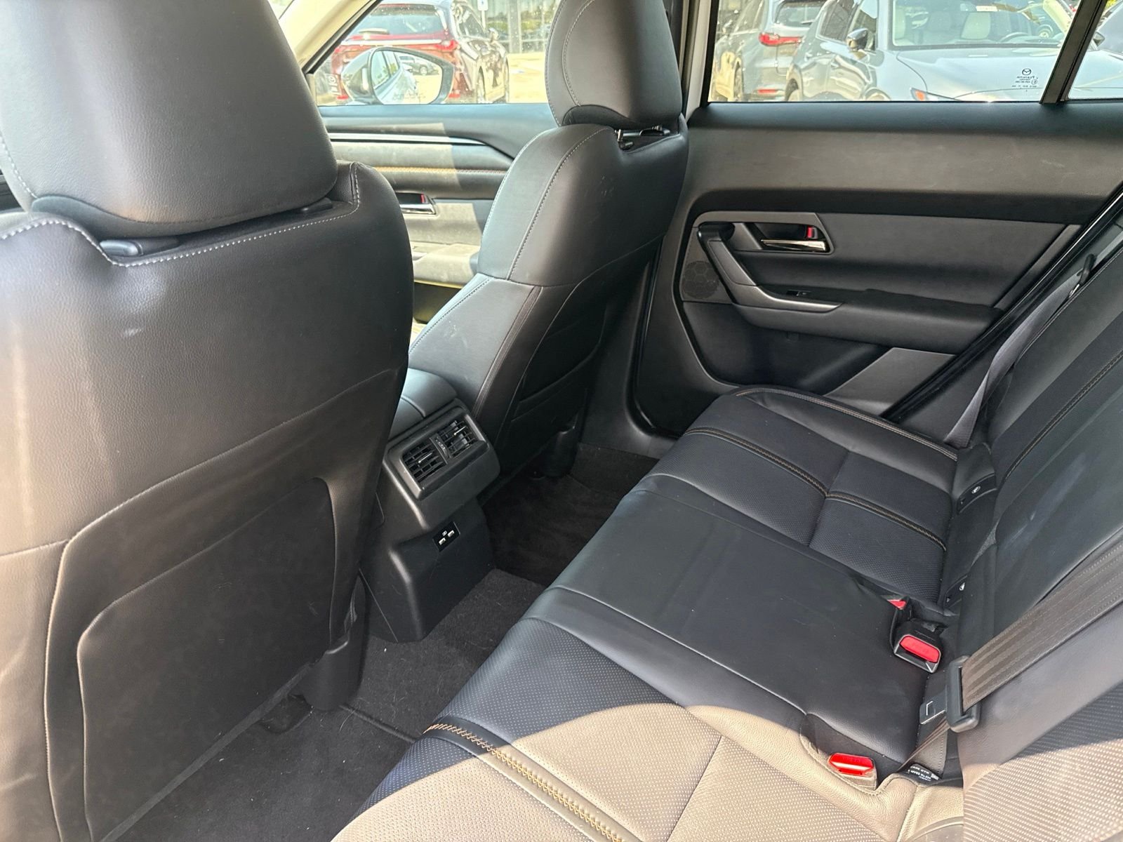 Used 2024 Wind Chill Pearl Mazda 2.5 S Premium Plus Package image 11