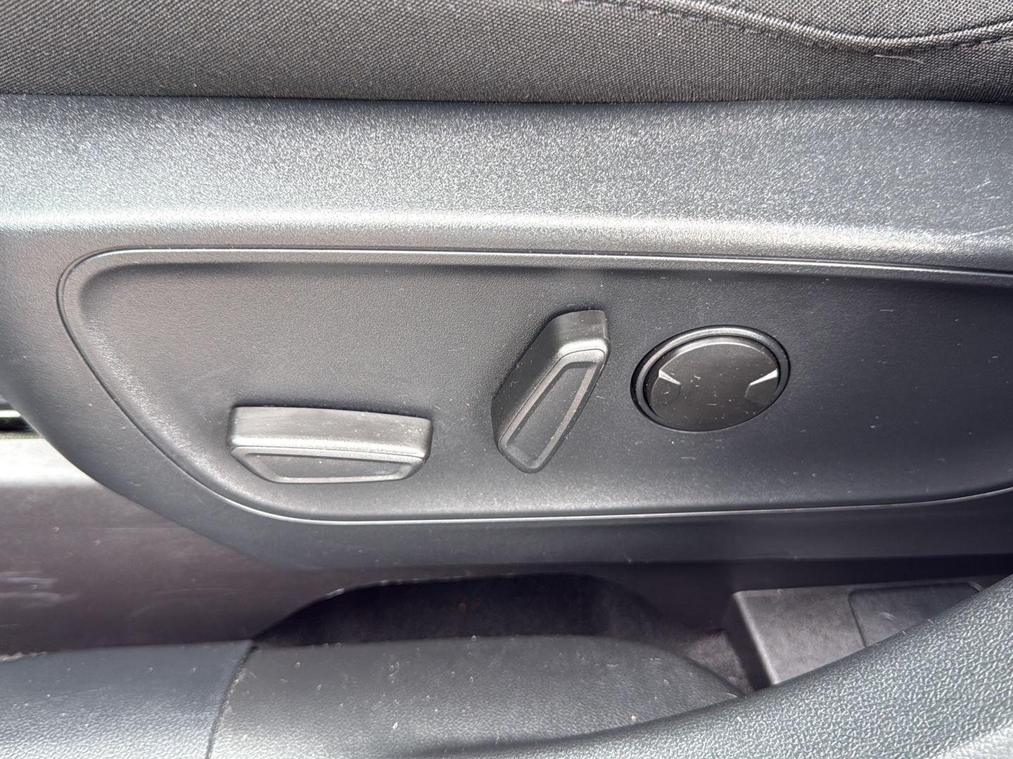 Used 2024 Carbonized Gray Ford Active image 9