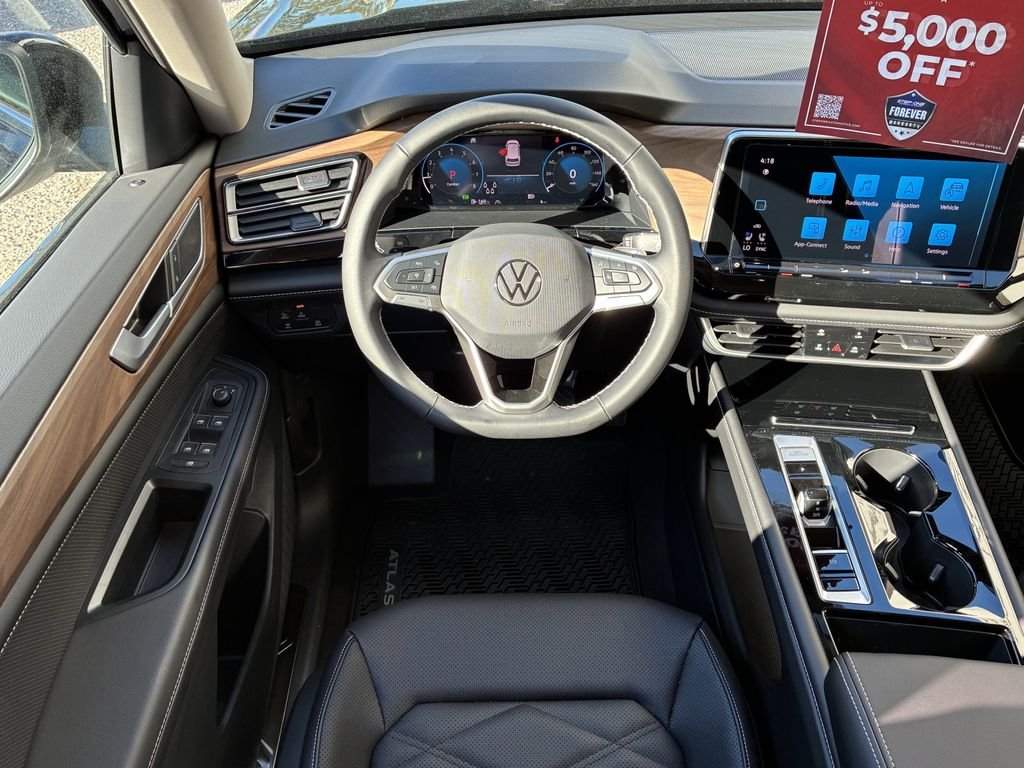 New 2026 Black Volkswagen 2.0T SE w/Technology image 14