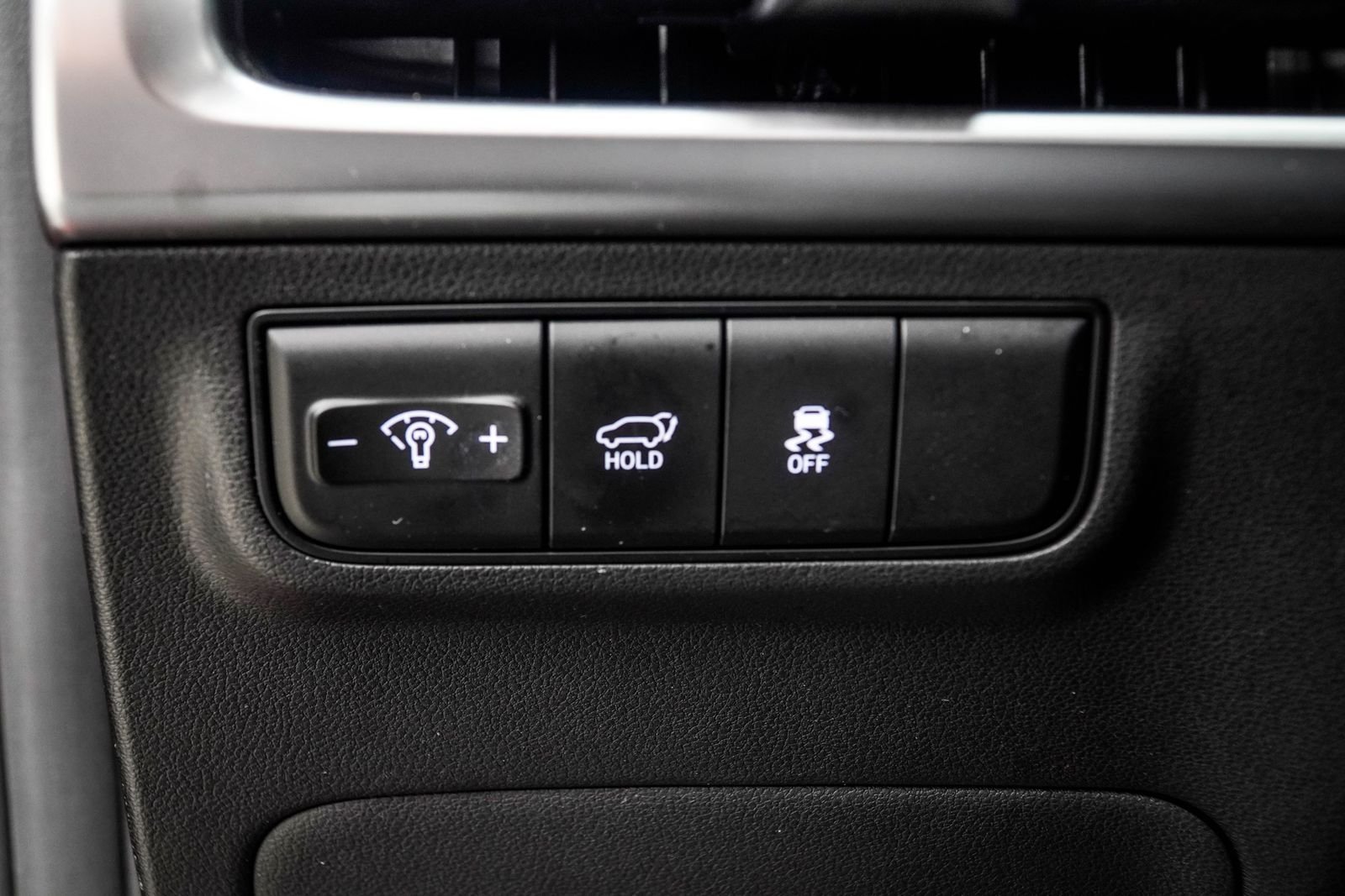 Used 2025 Red Hyundai SEL image 41
