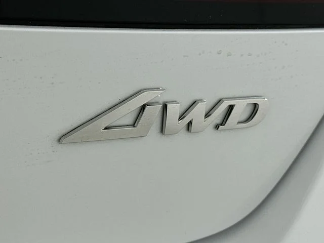 New 2026 White Genesis 3.5T e-SC image 29