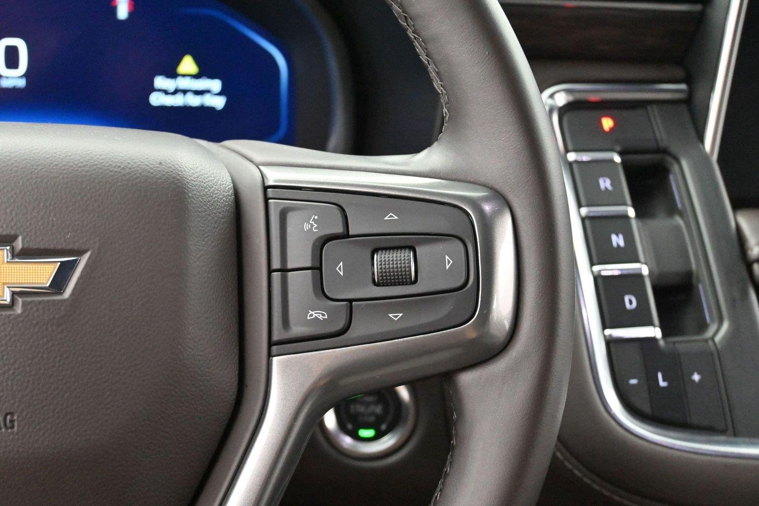 Used 2024 Summit White Chevrolet LT image 16