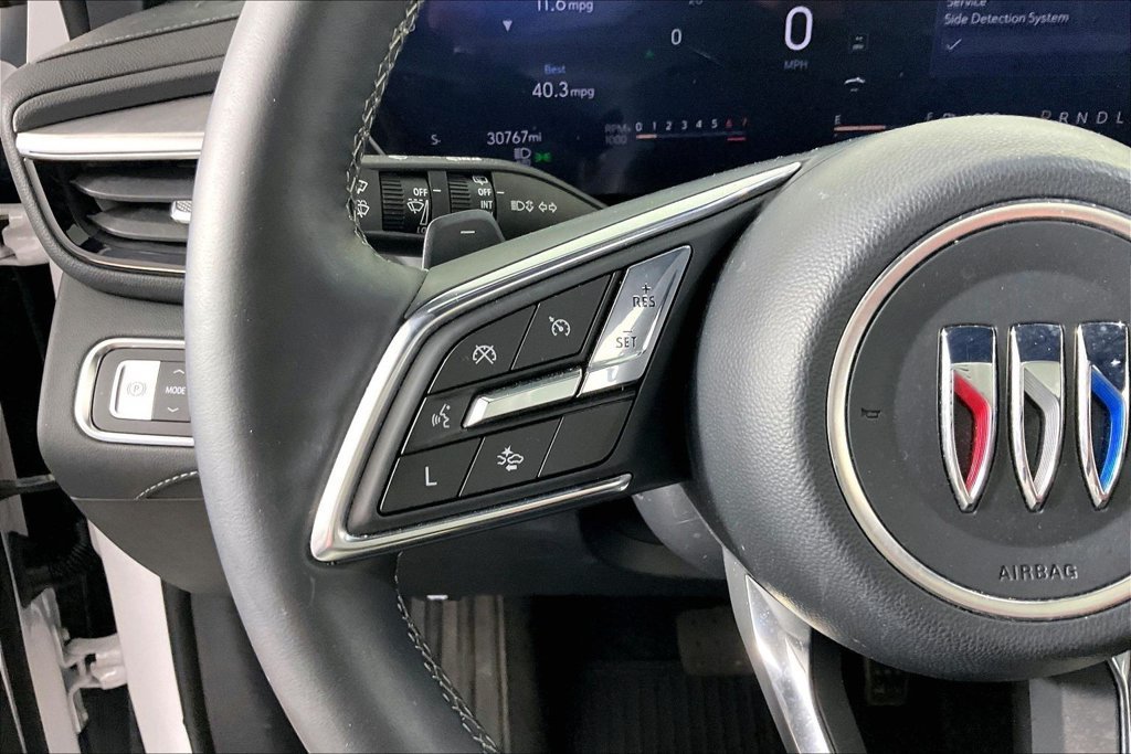 2025 Buick Enclave Avenir - Photo 10