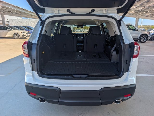 New 2027 CRYSTAL WHITE PEARL Subaru Premium 7-Passenger image 21