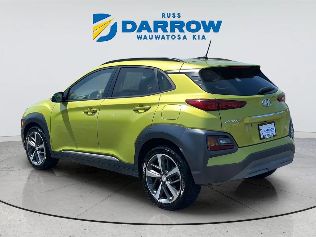 Used 2018 Green Hyundai Limited image 3