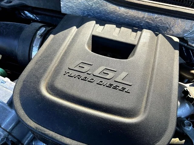 Used 2016 Black Chevrolet High Country image 35