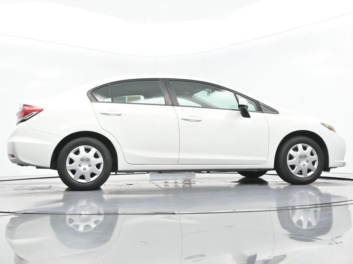 Used 2015 Taffeta White Honda LX image 46
