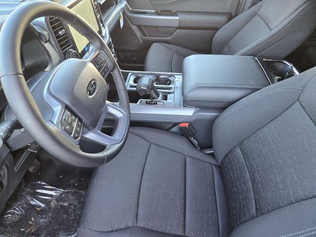 New 2026 Carbonized Gray Metallic Ford XLT image 28
