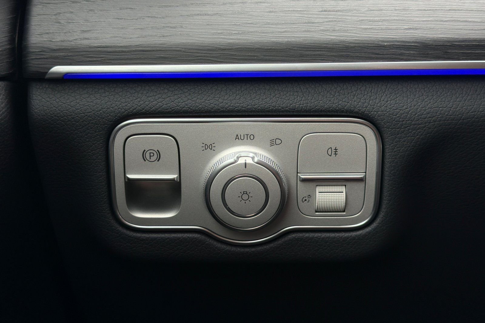 New 2026 Selenite Grey Metallic Mercedes-Benz GLS 450 image 28