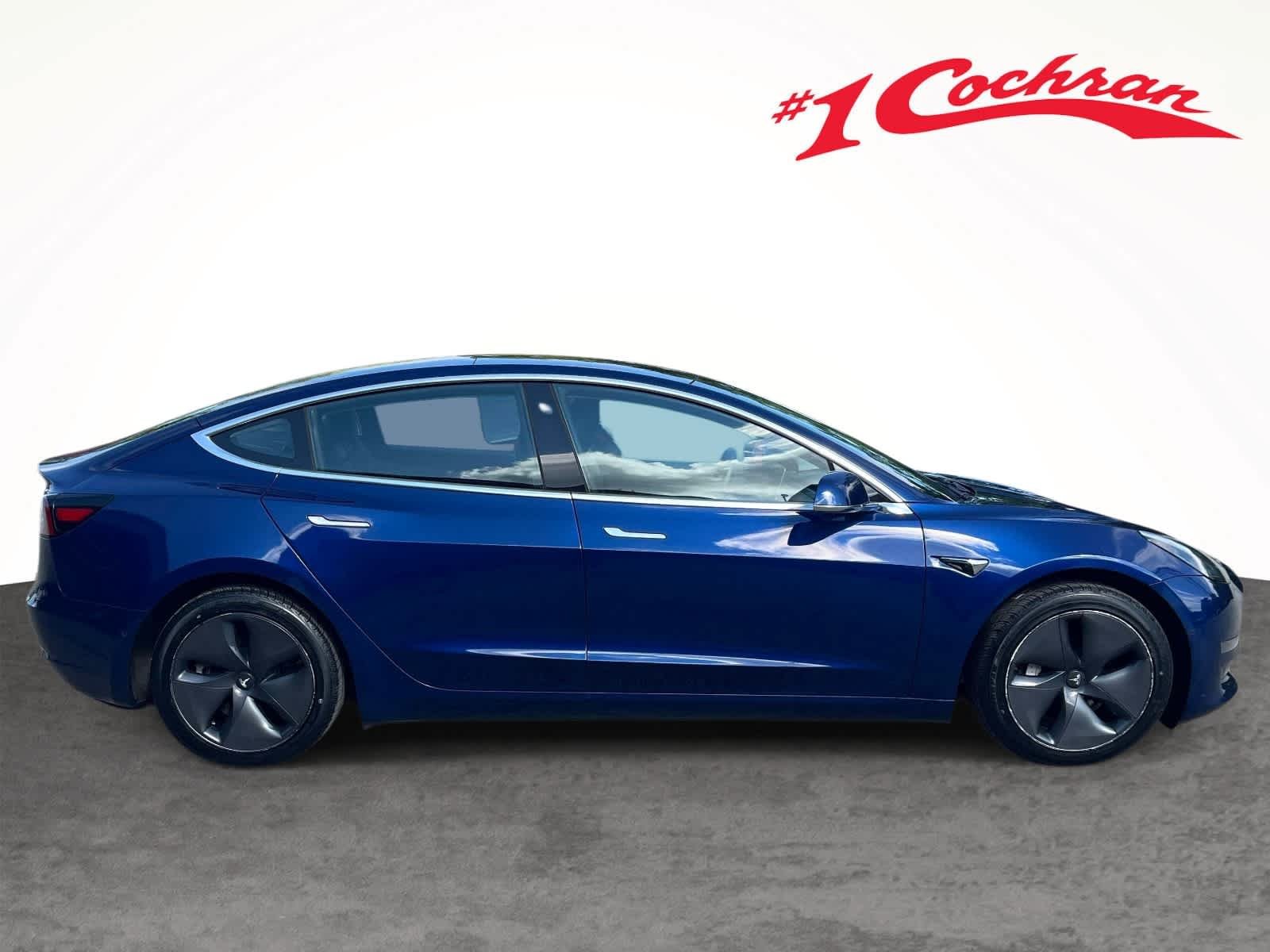 Used 2018 Deep Blue Metallic Tesla Long Range Battery image 10