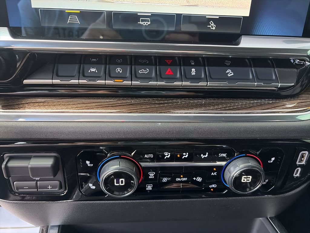 Used 2025 Gray Chevrolet RST image 26