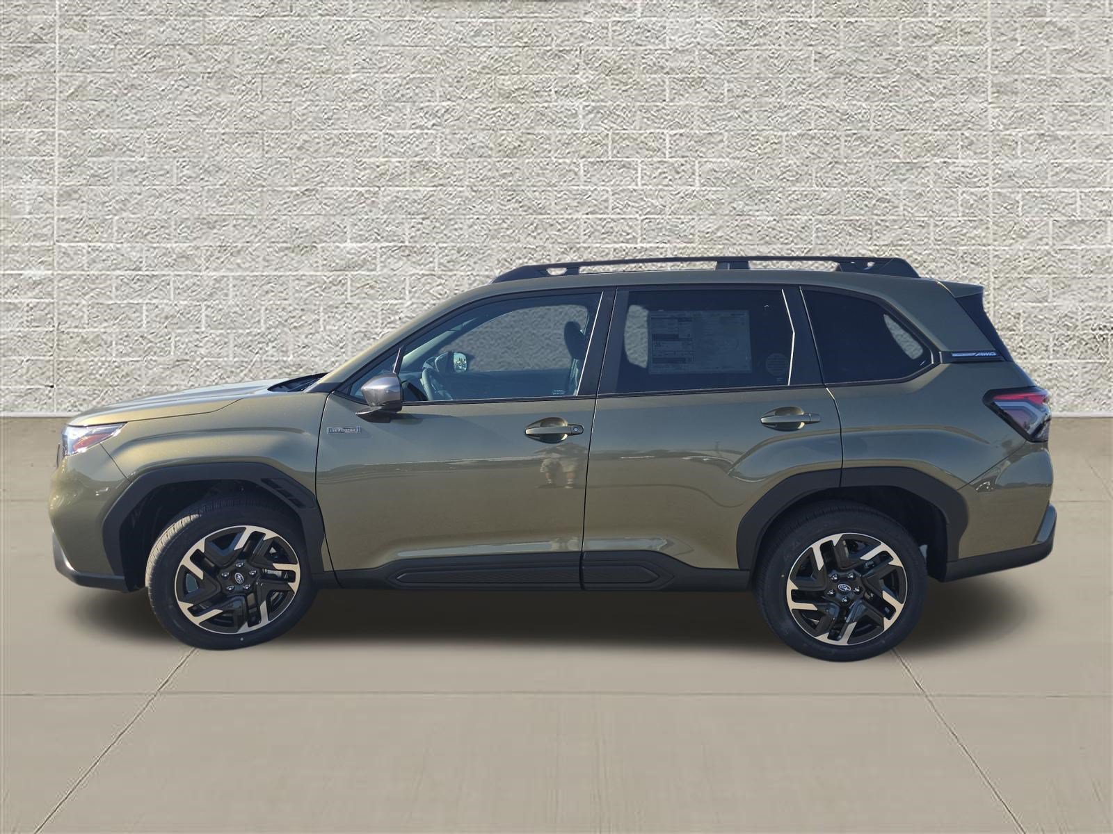 New 2026 AUTUMN GREEN METALLIC Subaru Premium Hybrid image 4