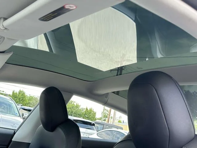Used 2018 Black Tesla Long Range image 4