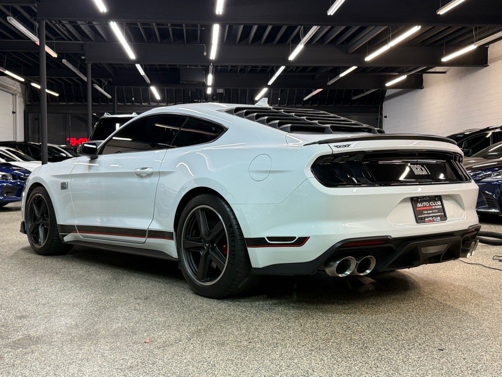 2022 Ford Mustang Mach 1 photo 4