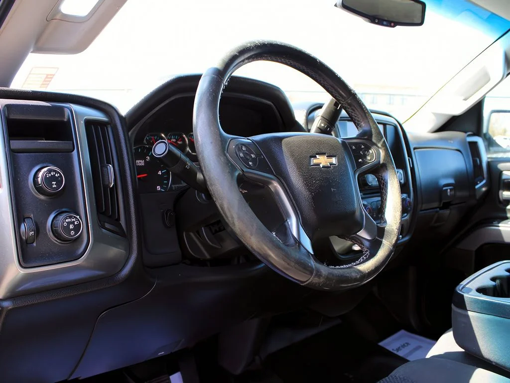 2017 Chevrolet Silverado 2500HD LT - Photo 13