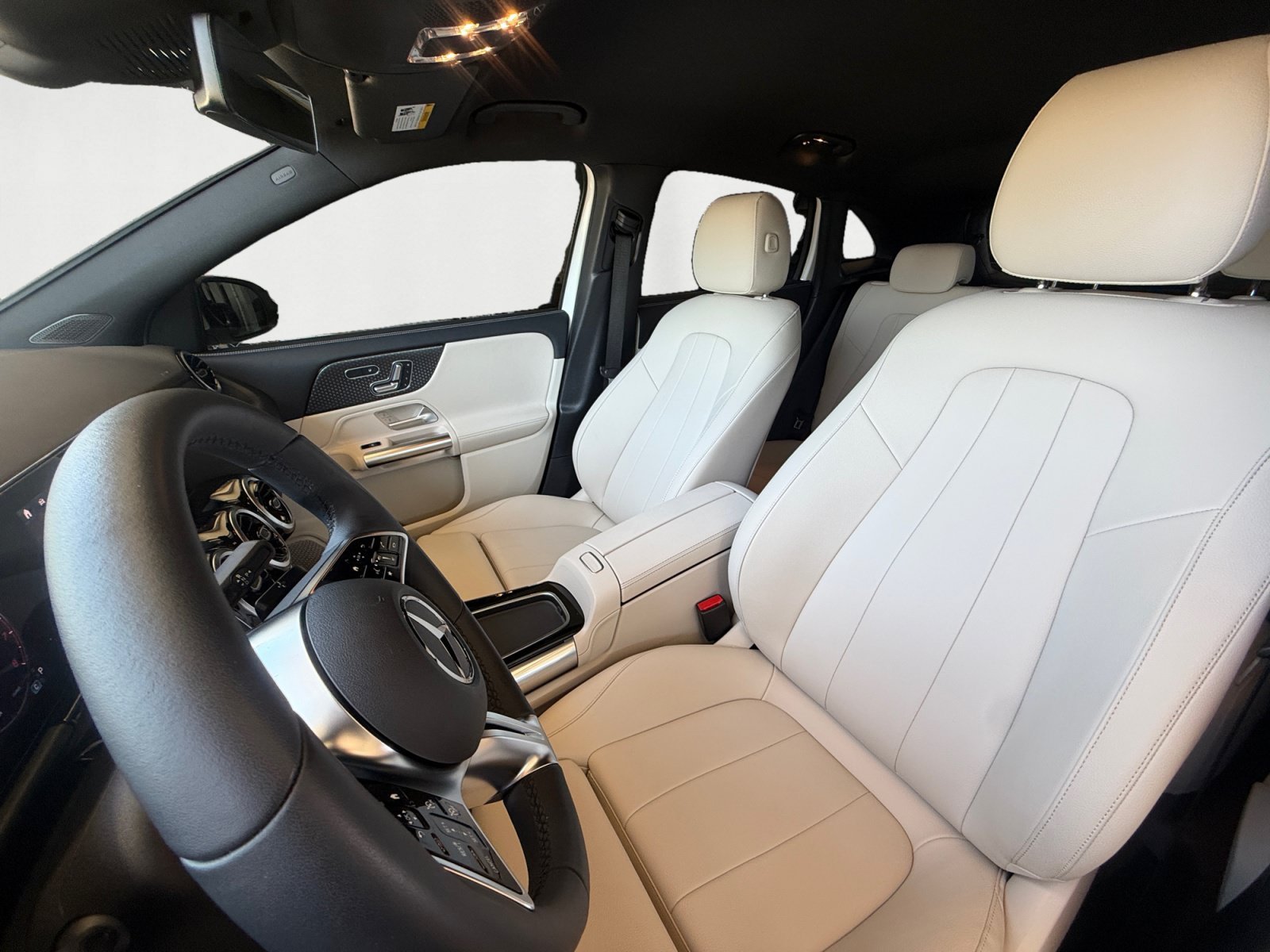 Certified Used 2026 Polar White Mercedes-Benz GLA 250 image 10