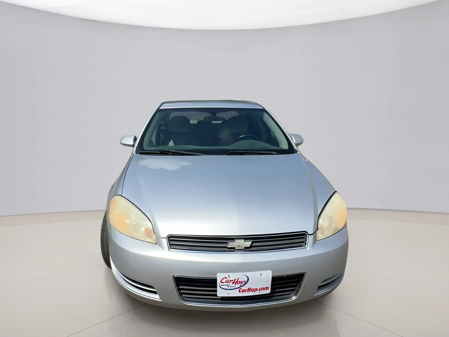 Used 2009 Silver Chevrolet LT image 3