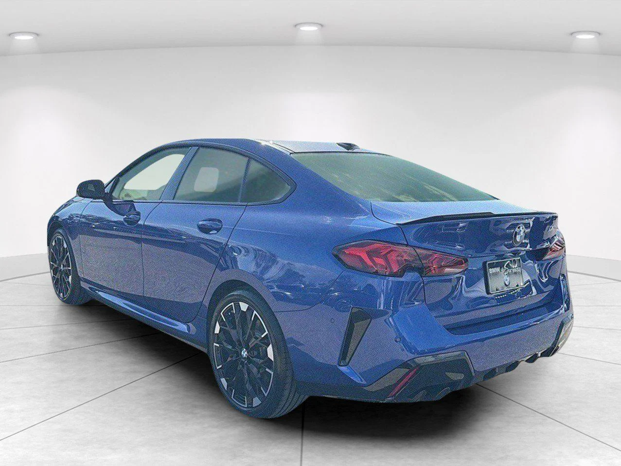 2026 BMW 2 Series M235 - Photo 6