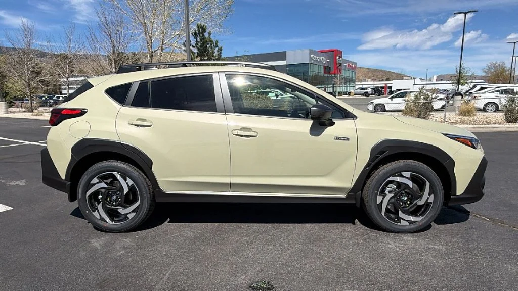 奇跡の新品未開封　sunsetclimax Kermit gold beige New 2026 Subaru CROSSTREK Limited Hybrid 5 DOOR in Carson City