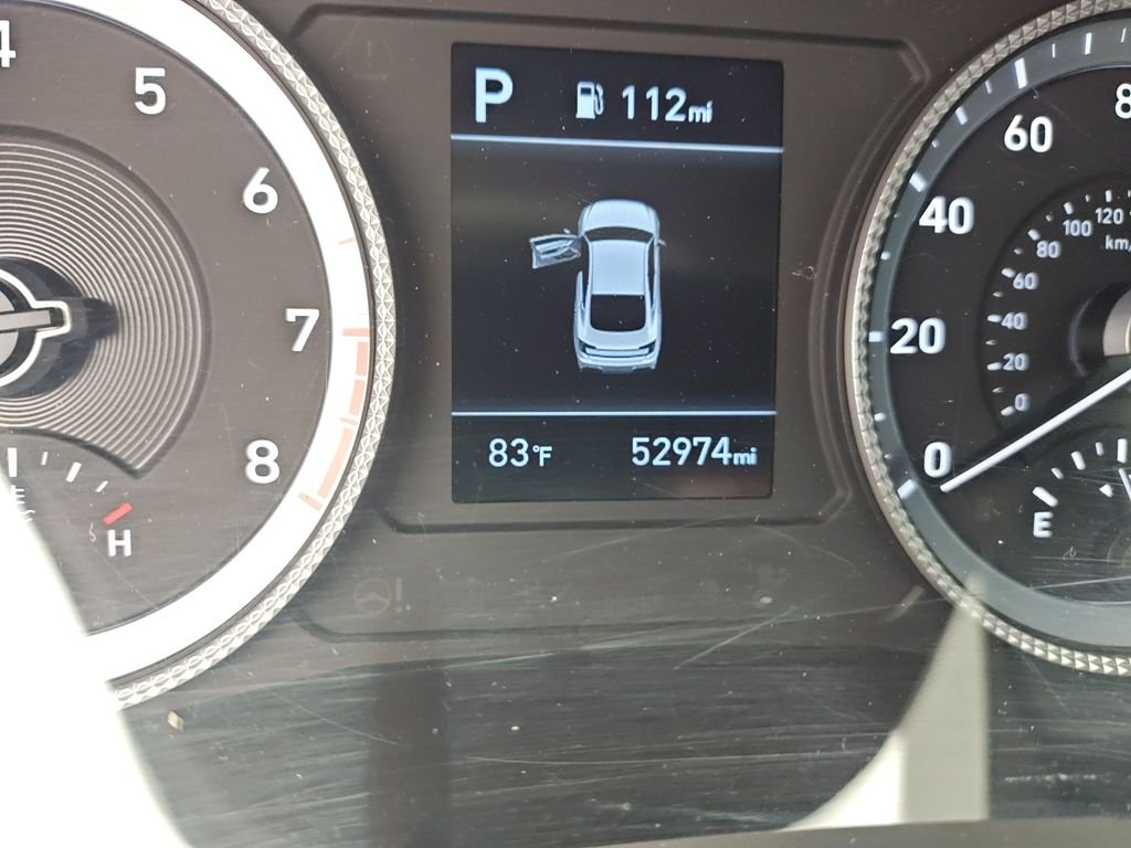 Used 2021 Black Hyundai SE image 19