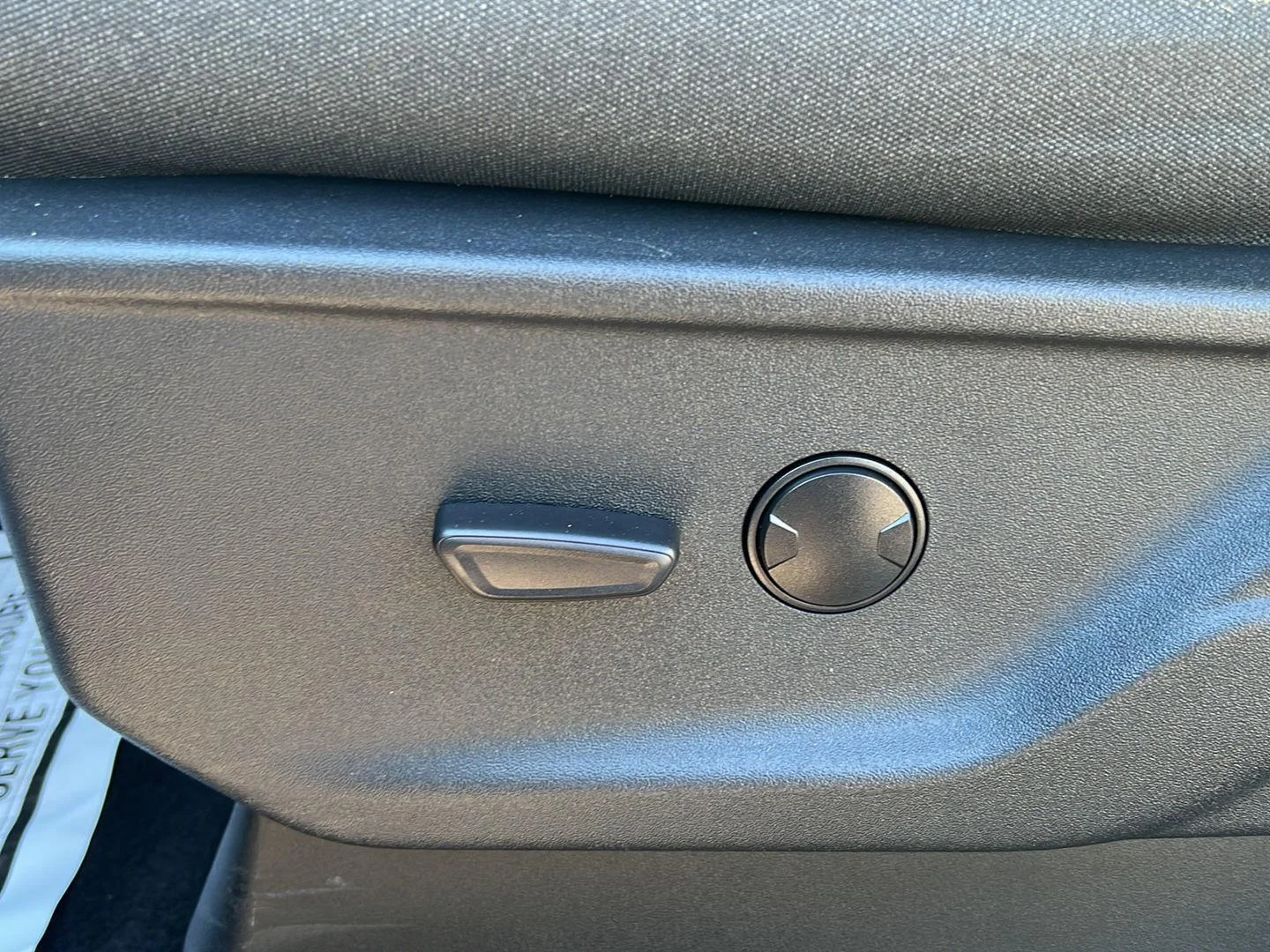 Used 2025 Agate Black Ford XLT image 5