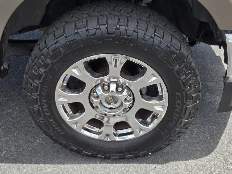 Used 2020 BLACK FORD KING RANCH 4WD CREW CAB 6.75