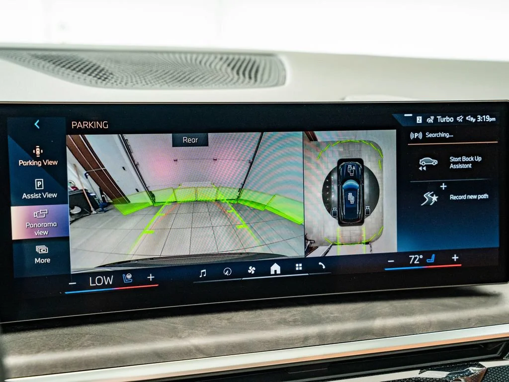New 2026 Black Sapphire Metallic BMW xDrive40i image 34