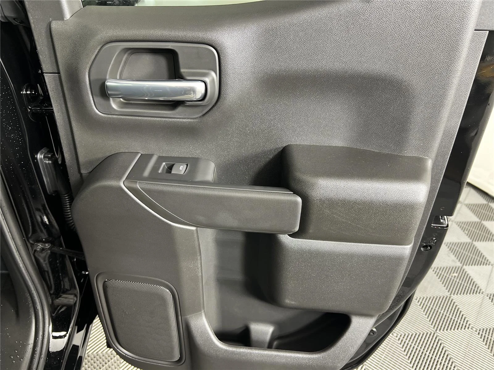 New 2026 Onyx Black GMC Pro image 15