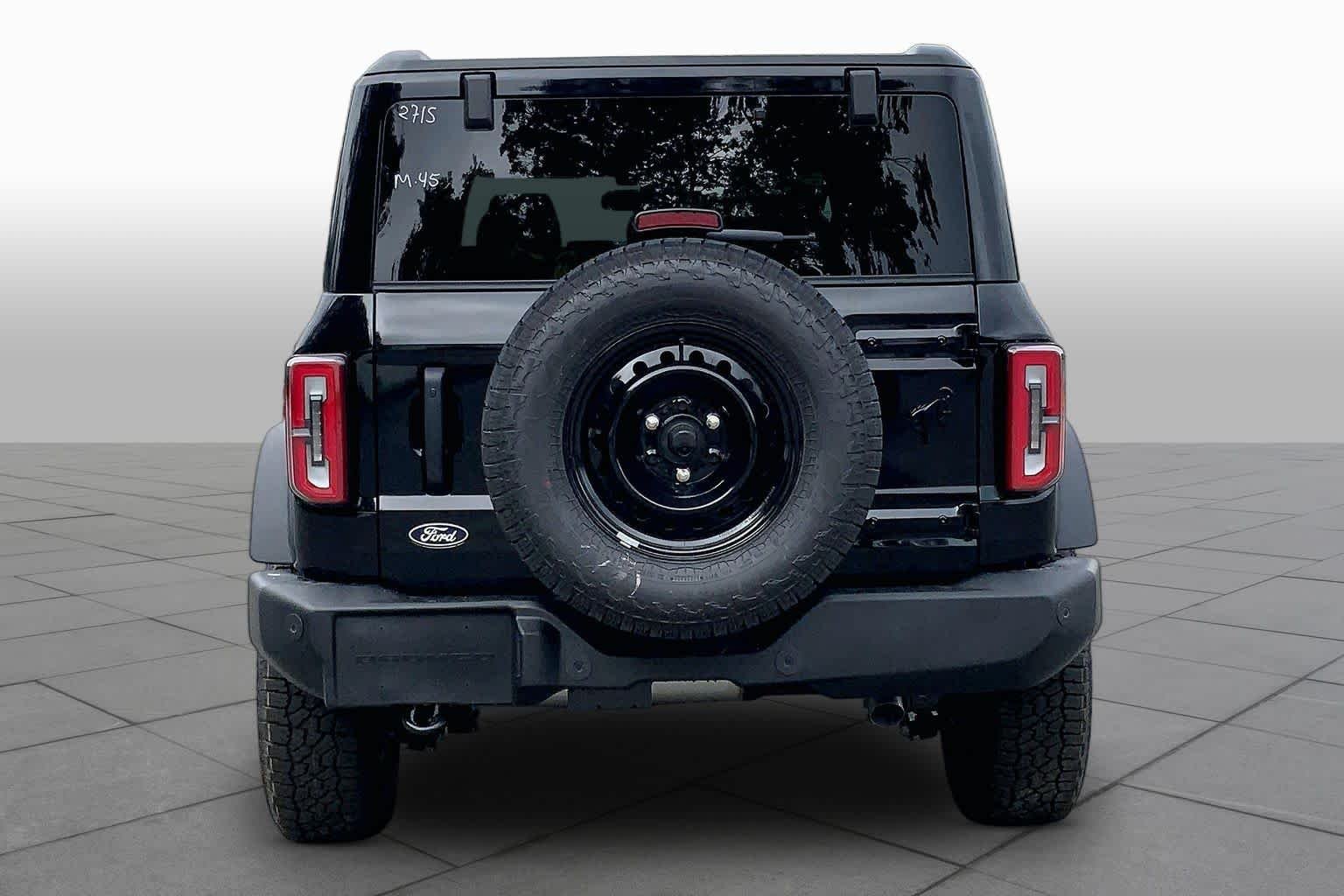 New 2026 Shadow Black Ford Outer Banks image 4
