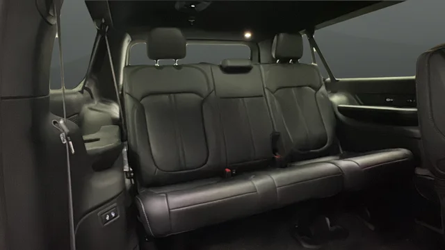 New 2026 Baltic-Gray Metallic Clear-Coat Exterior Paint Jeep Limited Altitude image 25
