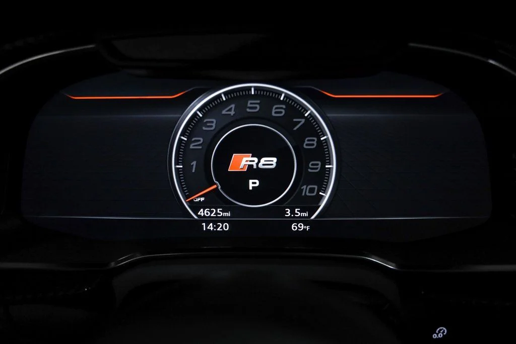 Used 2023 Blue Audi V10 performance image 36
