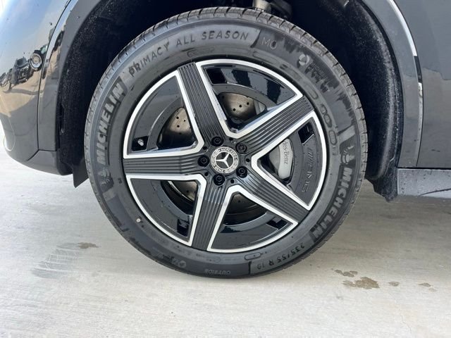 New 2026 Black Mercedes-Benz GLC 300 image 7
