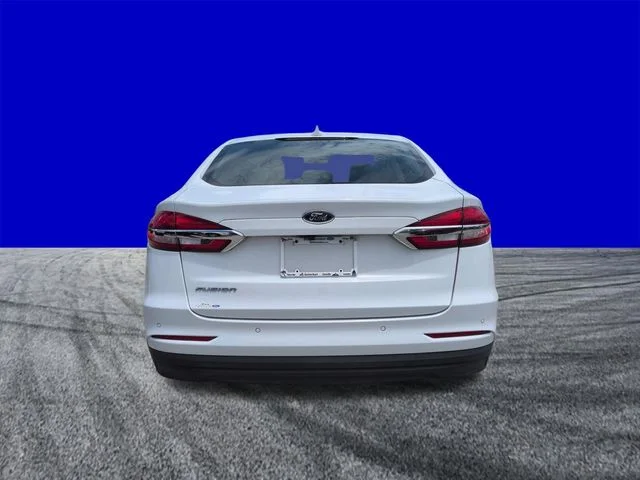 Used 2020 Oxford White Ford SE image 5