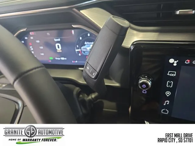 New 2026 Glacier White Tricoat GMC Denali Ultimate image 24