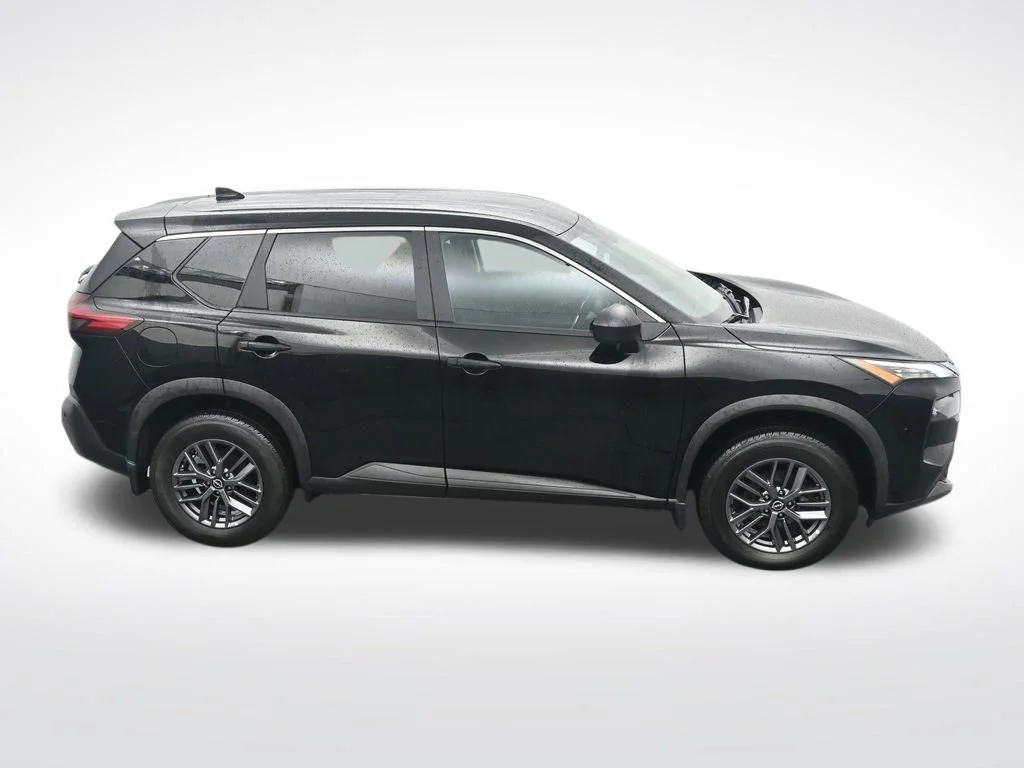 Used 2023 Black Nissan S image 23