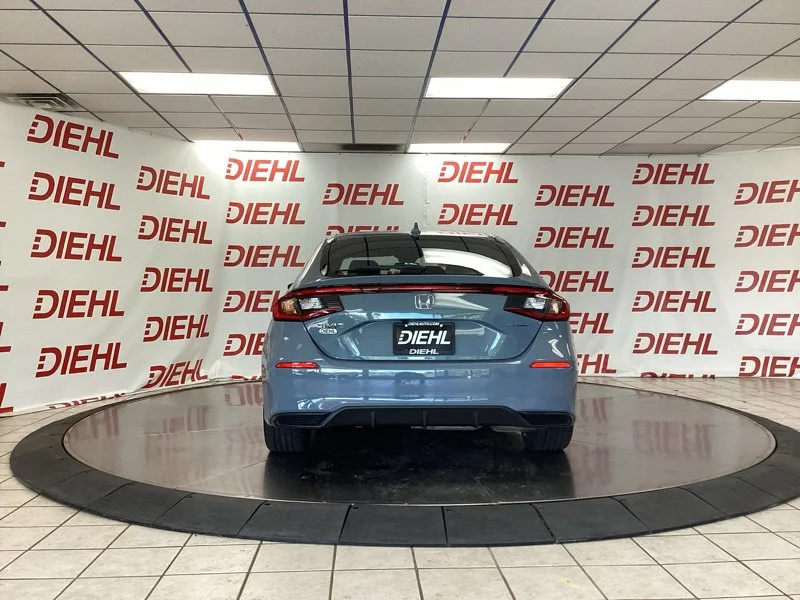 Used 2024  Honda Sport image 6