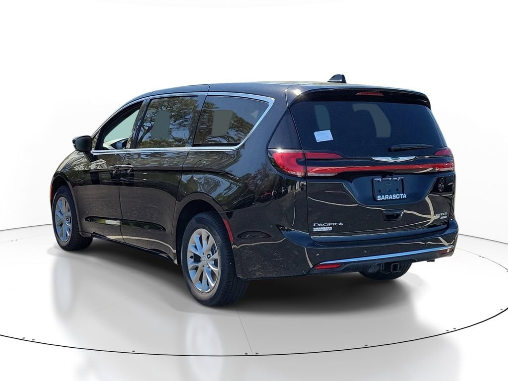 New 2026 Diamond Black Crystal Pearl-Coat Exterior Paint Chrysler Limited image 3
