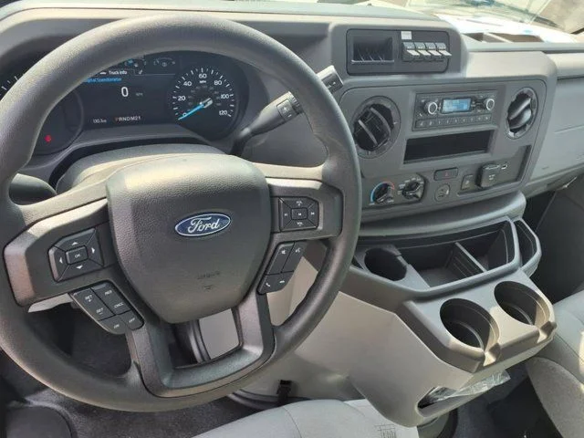 2026 Ford E-Series Cutaway Base - Photo 31
