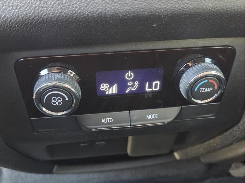 Used 2026 Summit White CHEVROLET FWD 4DR LT W/1LT image 14