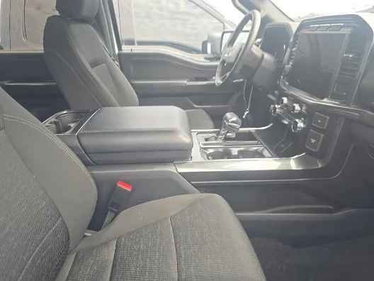 Used 2023 Oxford White Ford XLT image 11
