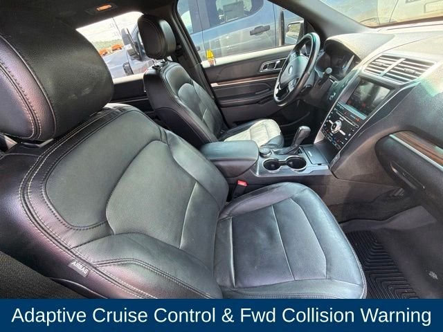 Used 2017  Ford Limited image 24